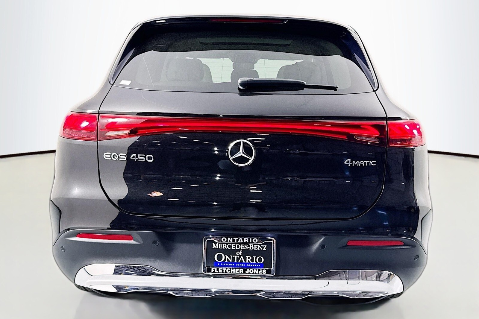 2023 Mercedes Benz EQS SUV 450 4MATIC photo 3