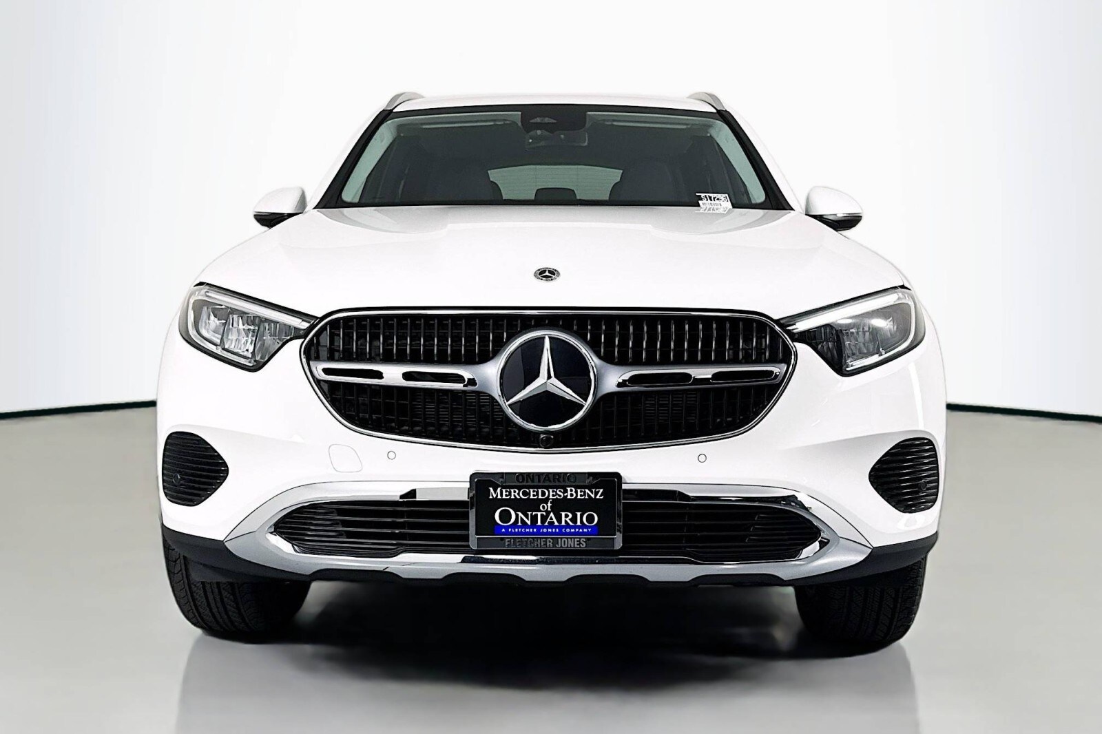 2025 Mercedes Benz GLC 350e 4MATIC photo 2