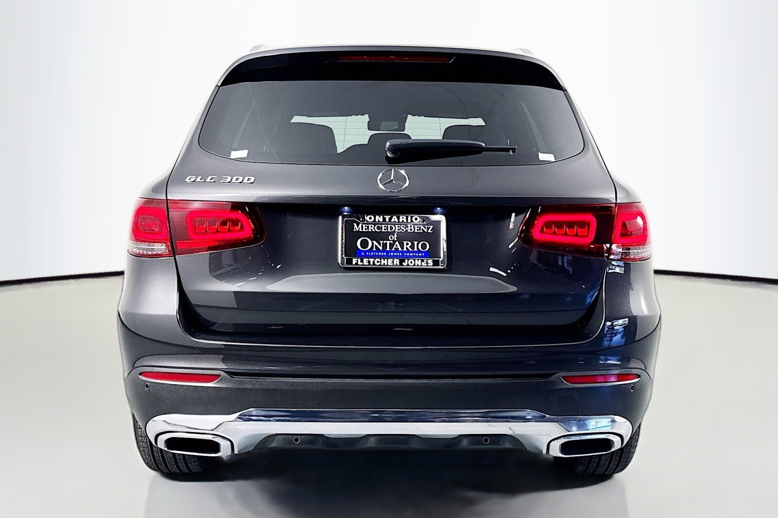 2022 Mercedes Benz GLC 300 photo 3