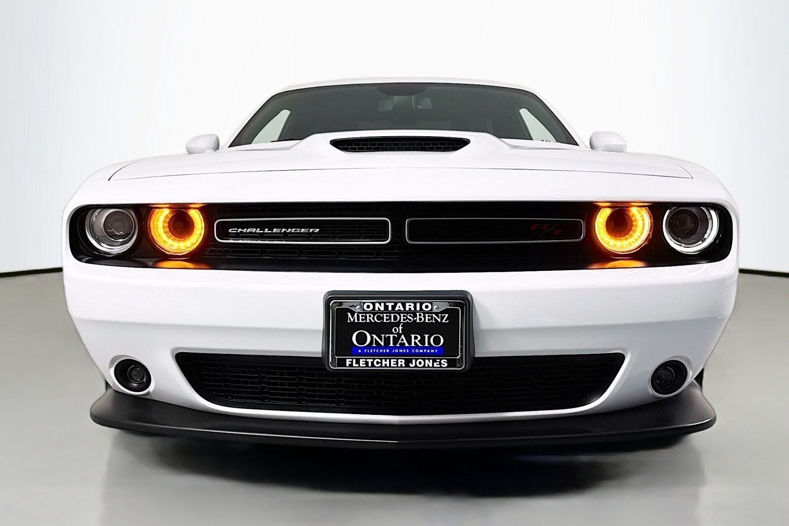 2022 Dodge Challenger R/T photo 2