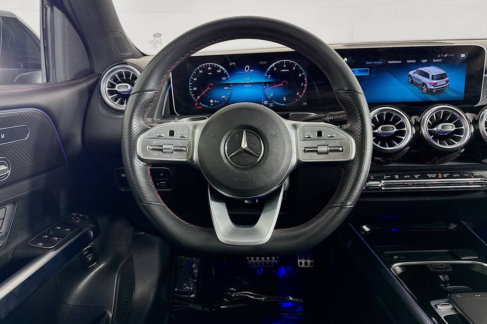 2020 Mercedes Benz GLB 250 photo 2