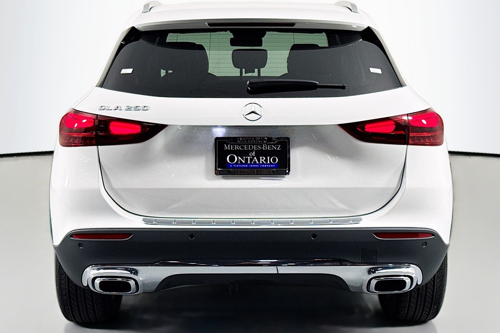 2025 Mercedes Benz GLA 250 photo 3
