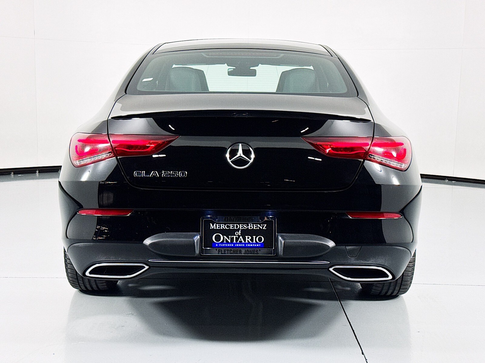 2020 Mercedes Benz CLA 250 photo 3