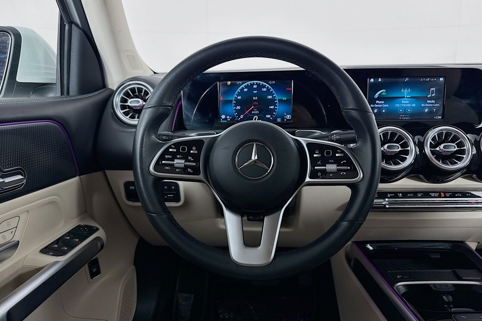 2021 Mercedes Benz GLB 250 photo 4