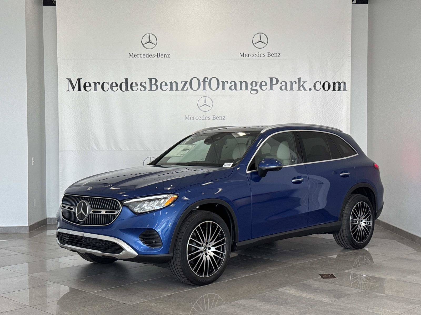 2026 Mercedes-Benz GLC 300 4MATIC SUV