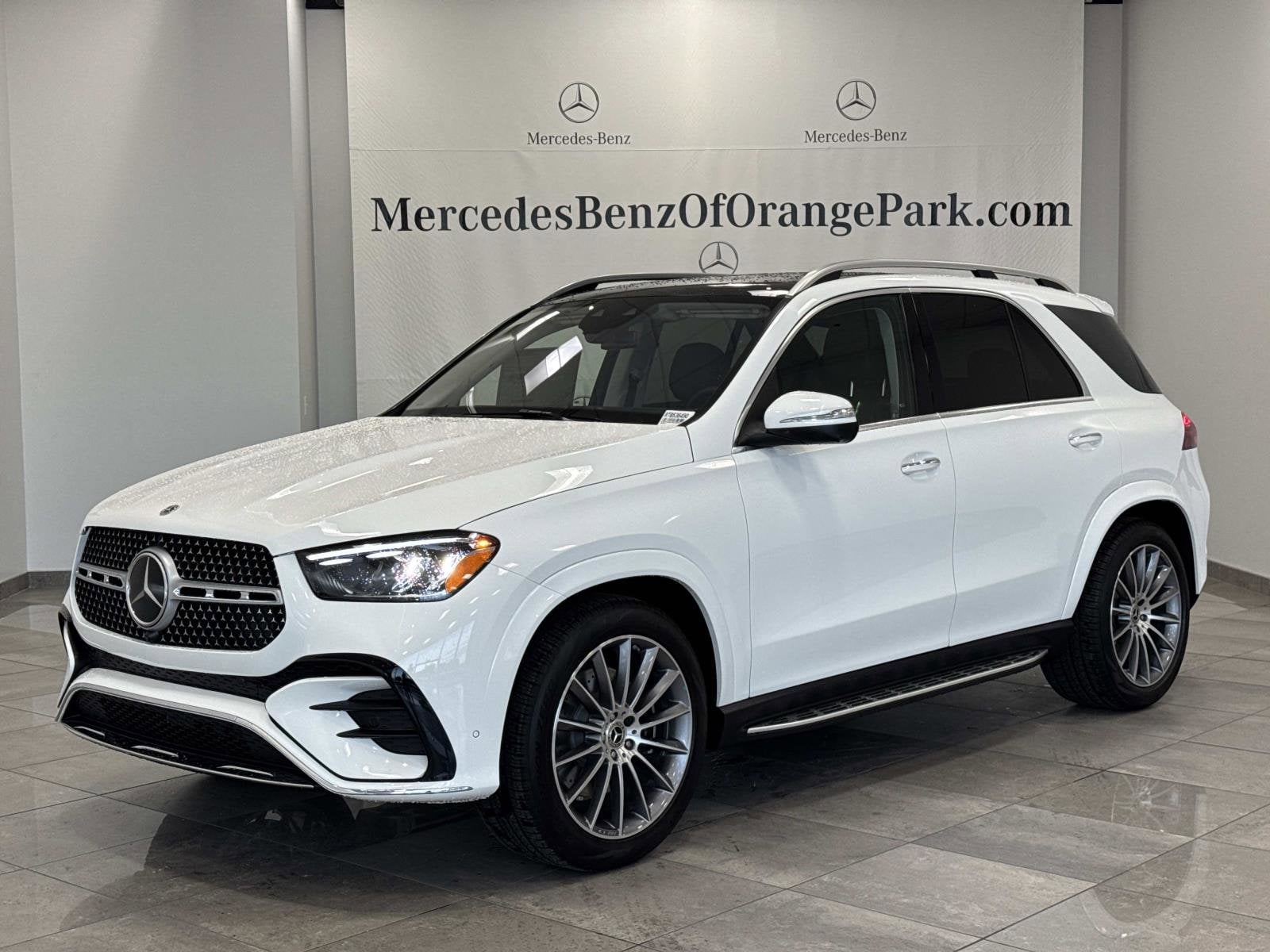2026 Mercedes-Benz GLE GLE450's photo