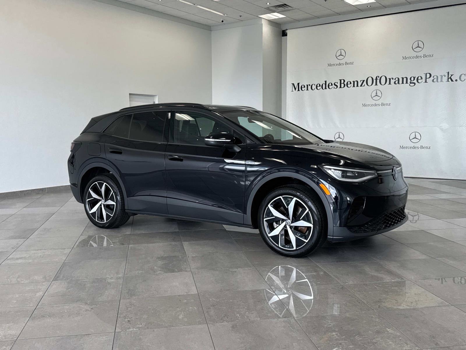 Used 2023 Volkswagen ID.4 PRO S with VIN 1V2WNPE86PC040450 for sale in Jacksonville, FL