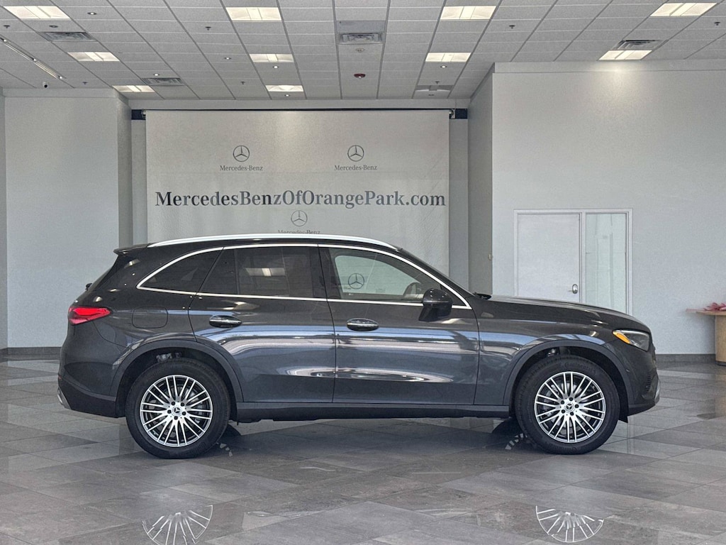 New 2026 Mercedes-Benz GLC 300 4MATIC SUV