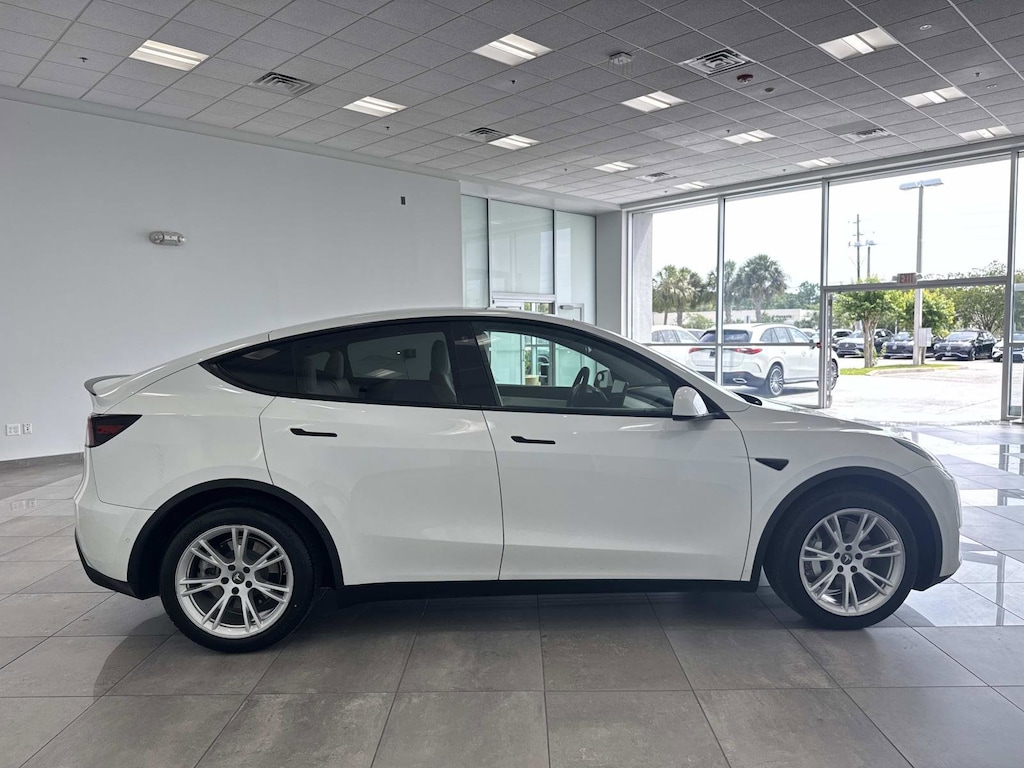 Used 2021 Tesla Model Y Long Range SUV