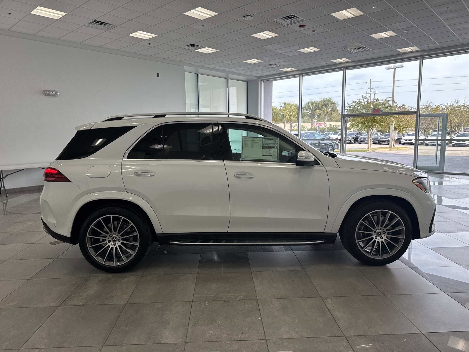 2026 Mercedes Benz GLE 350 4MATIC photo 4