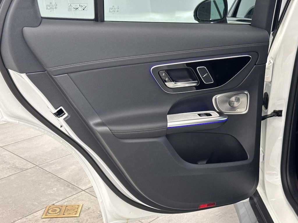New 2026 Mercedes-Benz GLC 300 SUV