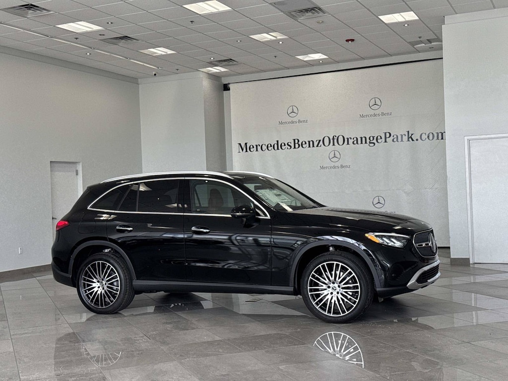 New 2026 Mercedes-Benz GLC 300 4MATIC SUV