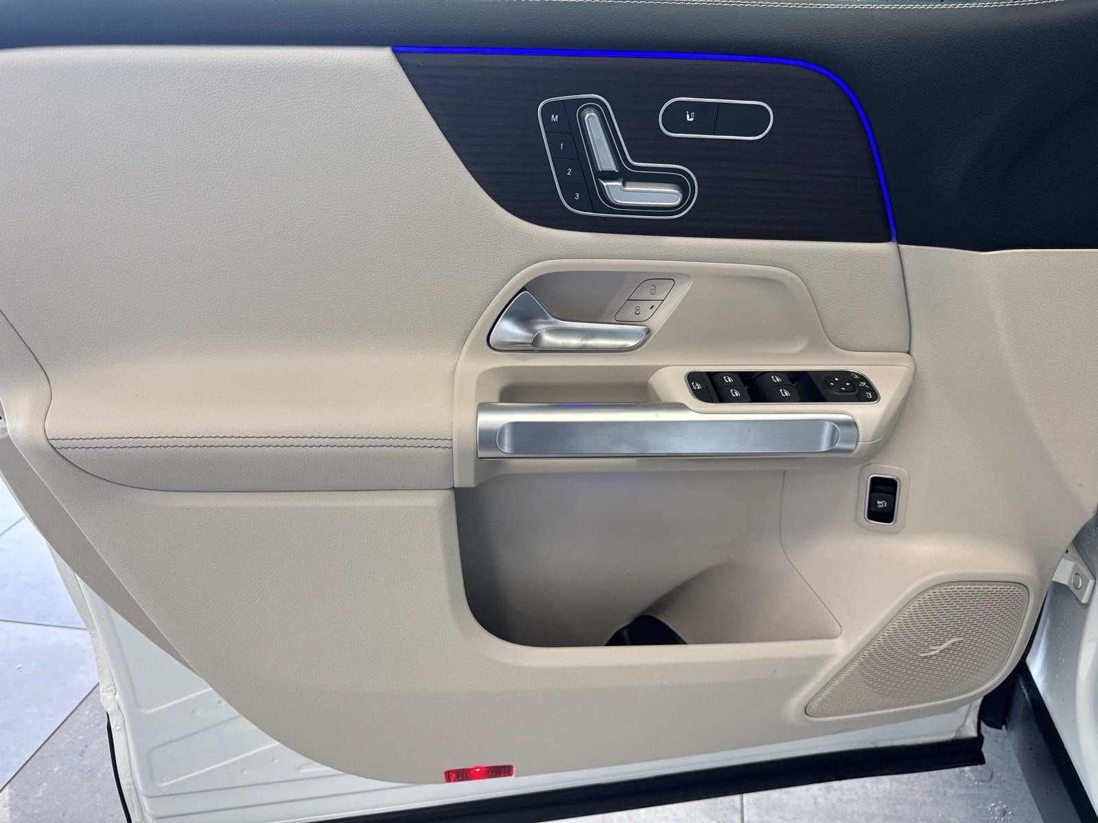 2026 Mercedes-Benz GLB GLB 250 - Photo 17