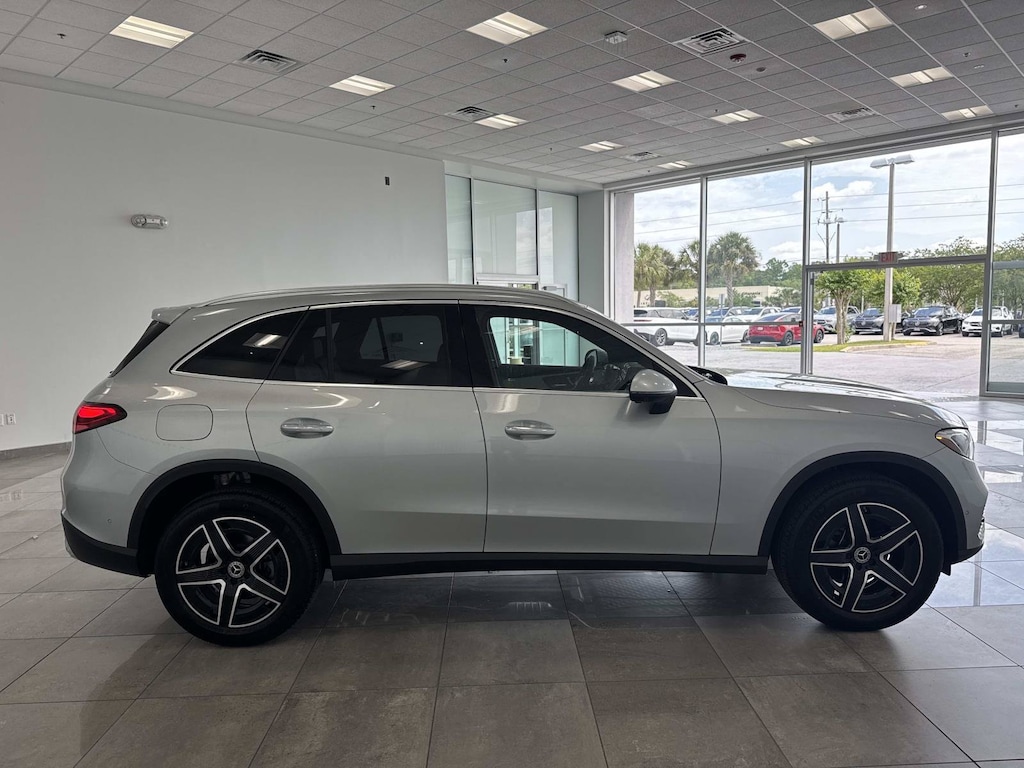 New 2026 Mercedes-Benz GLC 300 SUV
