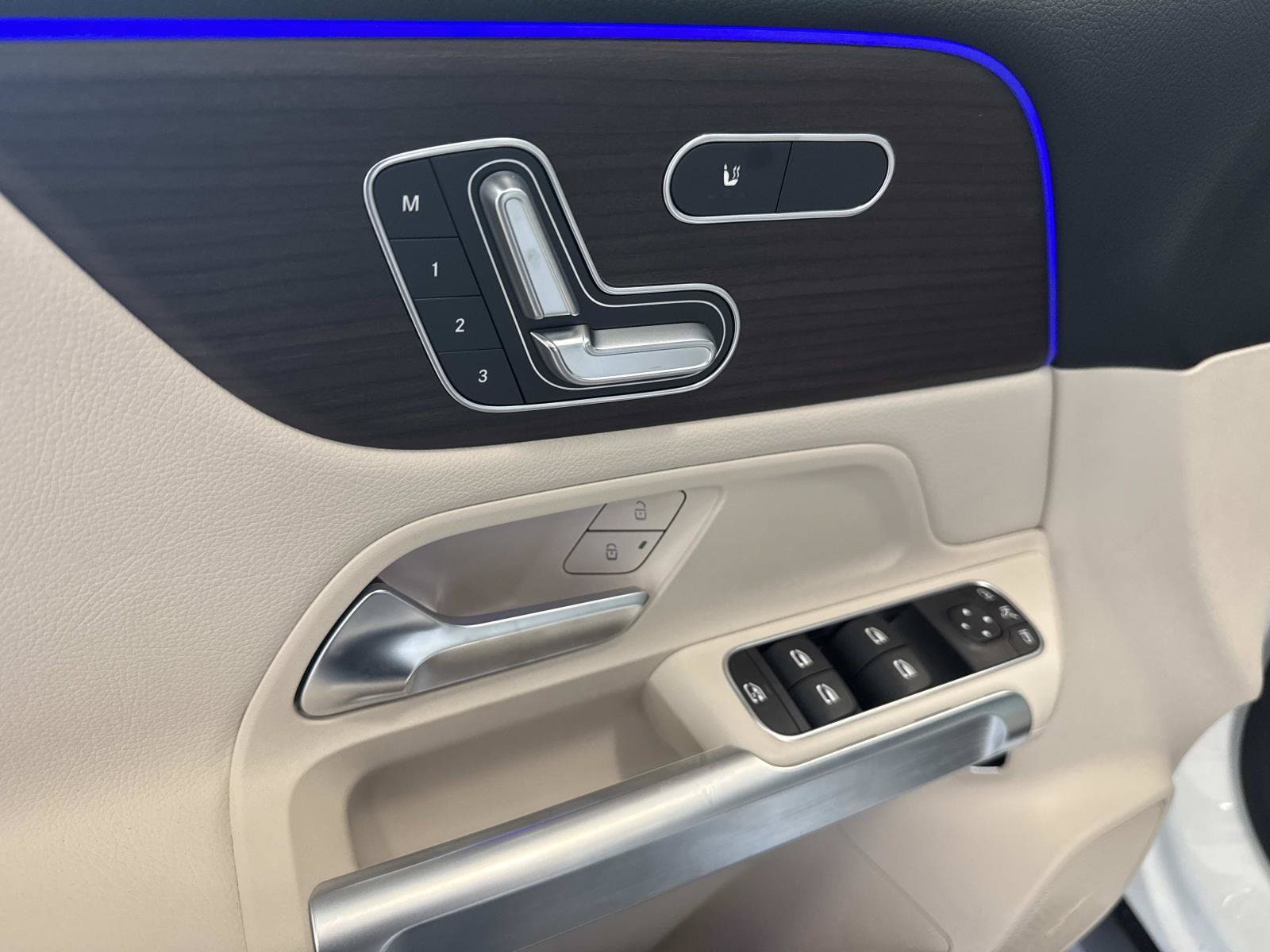 2026 Mercedes-Benz GLB GLB 250 - Photo 18