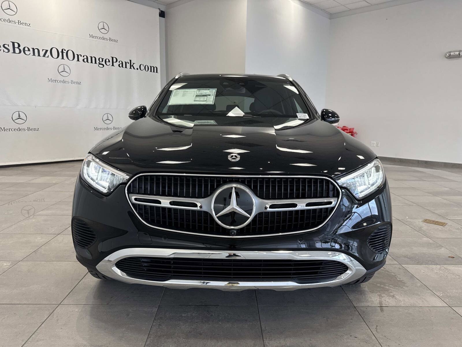 2026 Mercedes Benz GLC 300 4MATIC photo 2