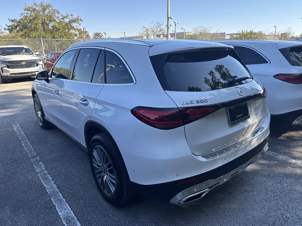New 2026 Mercedes-Benz GLC 300 SUV