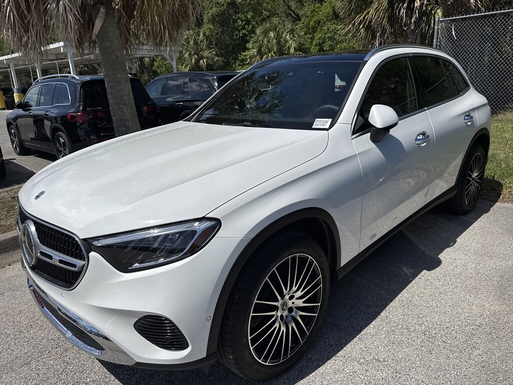 New 2026 Mercedes-Benz GLC 300 SUV