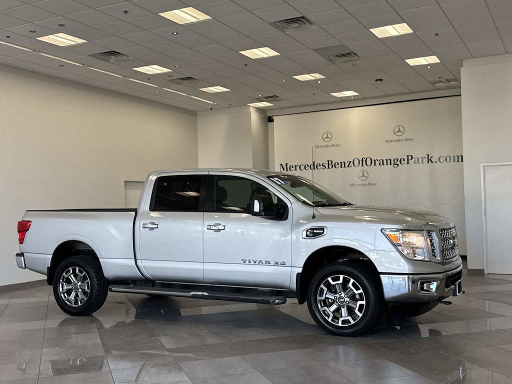 Used 2017 Nissan Titan XD SV Diesel Truck Crew Cab