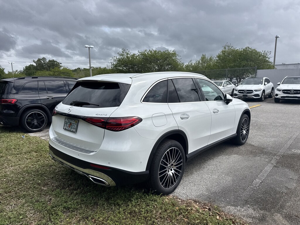 New 2026 Mercedes-Benz GLC 300 4MATIC SUV