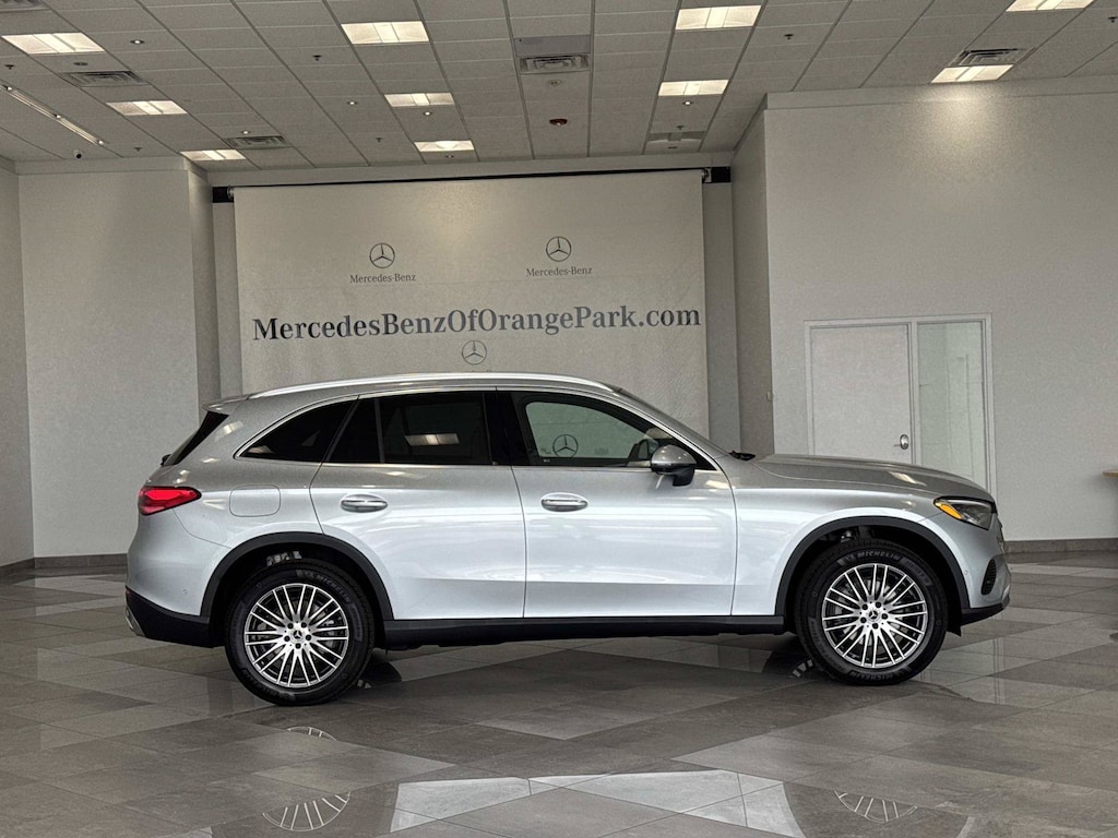 New 2027 Mercedes-Benz GLC 300 4MATIC SUV