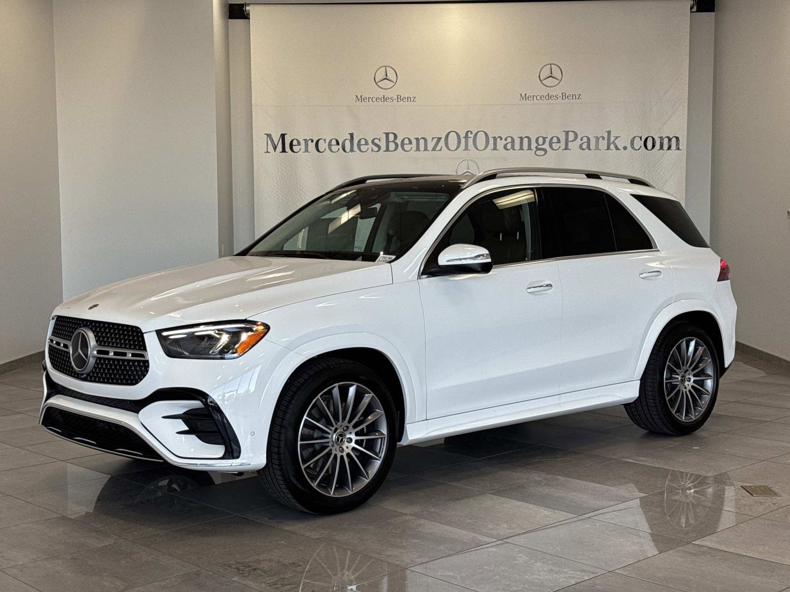2026 Mercedes-Benz GLE GLE350's photo
