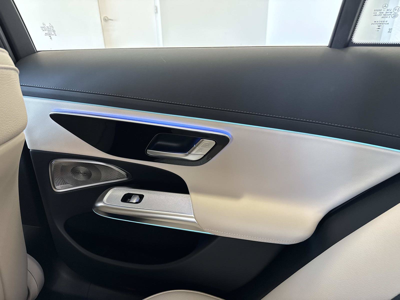 2026 Mercedes-Benz E-Class E350 - Photo 14