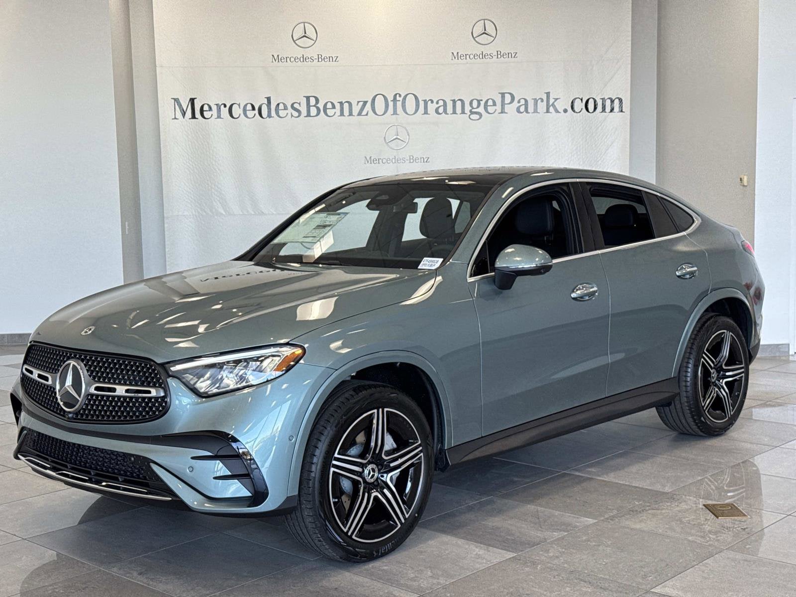 2026 Mercedes-Benz GLC Coupe GLC 300's photo