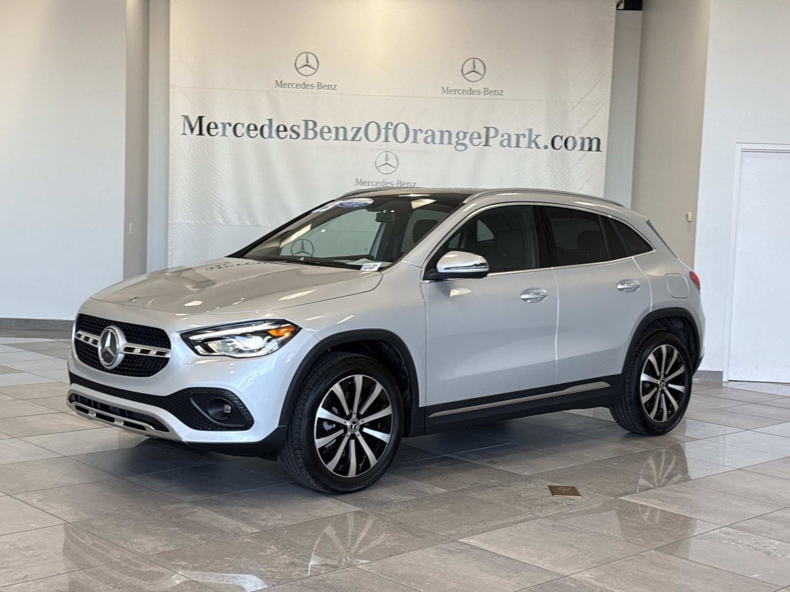 2023 Mercedes-Benz GLA Base's photo