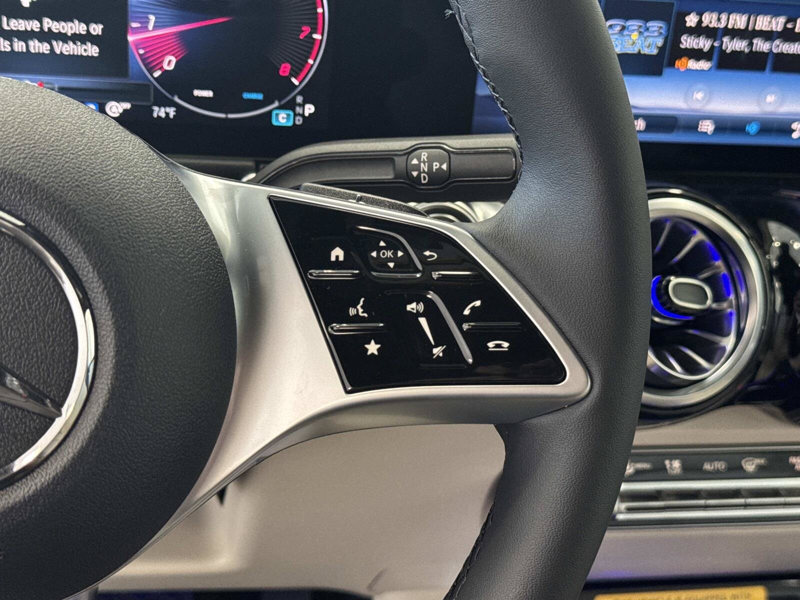 2026 Mercedes-Benz GLB GLB 250 - Photo 28