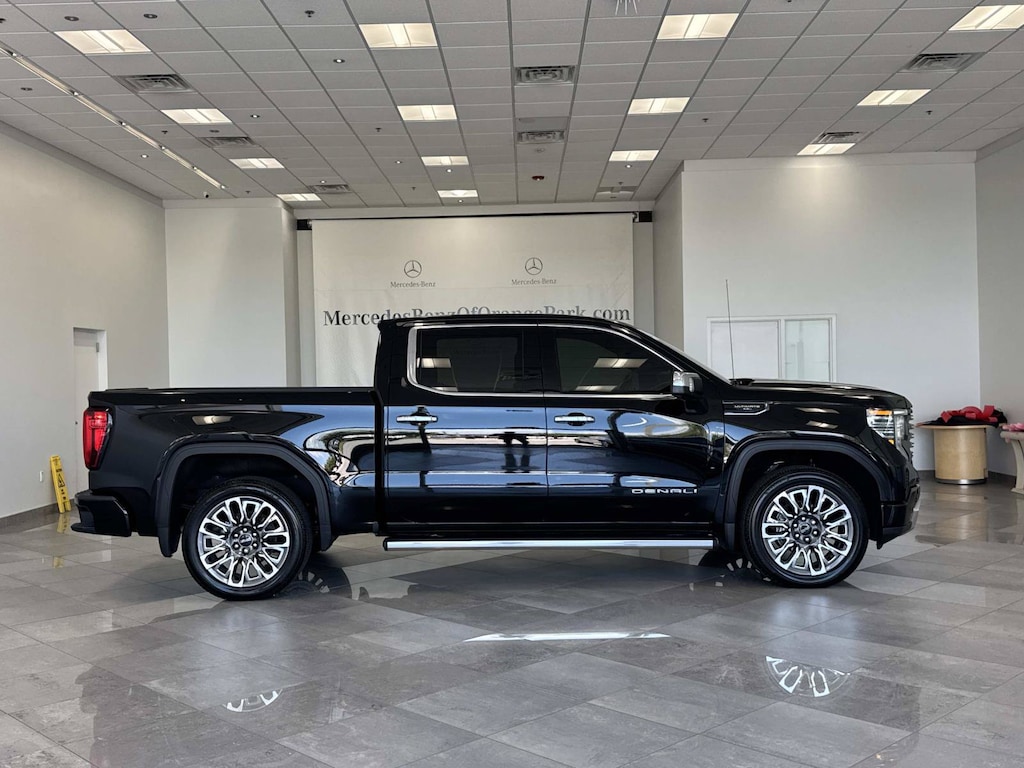 Used 2026 GMC Sierra 1500 Denali Ultimate Truck Crew Cab
