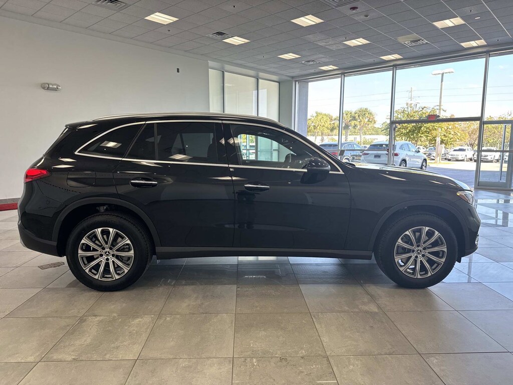 New 2026 Mercedes-Benz GLC 300 SUV