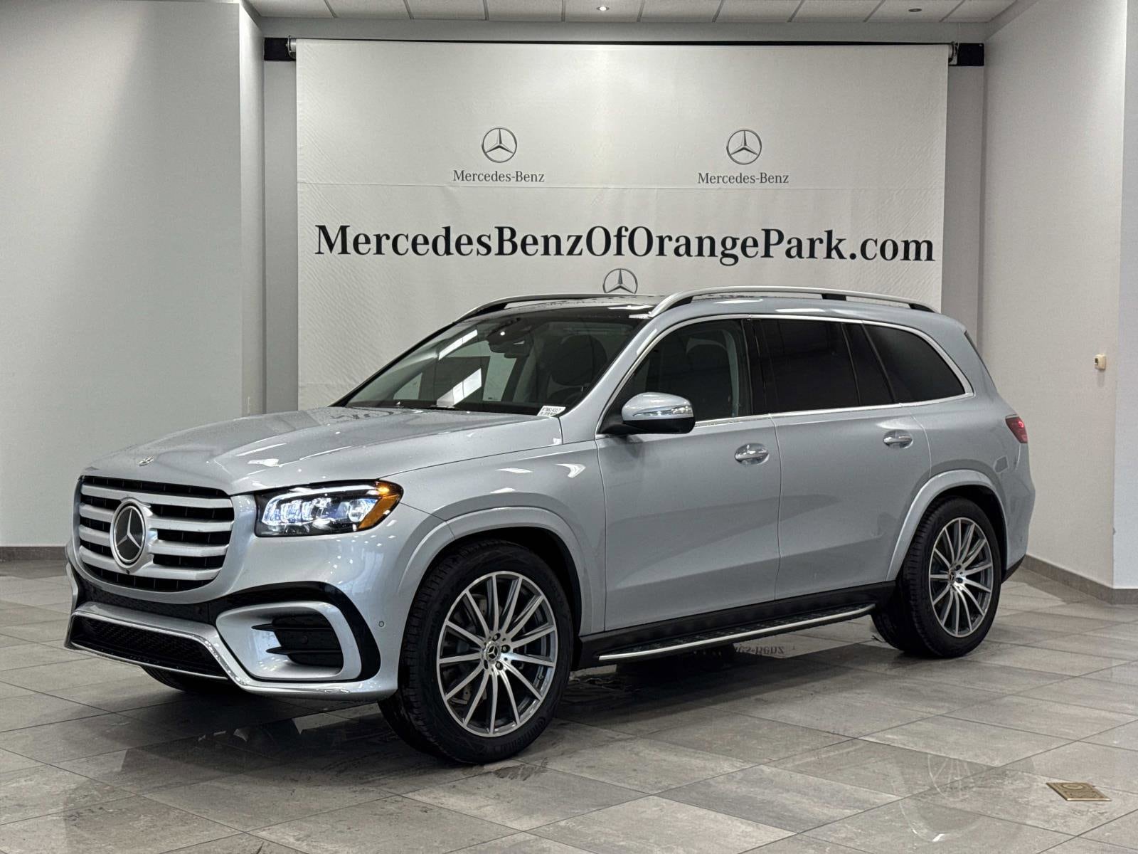 2026 Mercedes-Benz GLS Base's photo