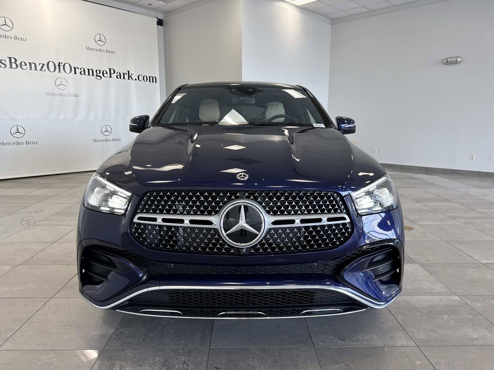2026 Mercedes Benz GLE 450 4MATIC photo 2