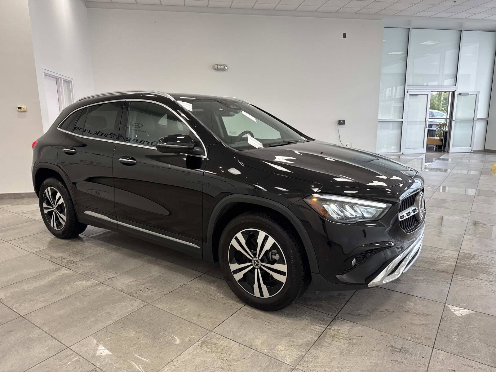 2025 Mercedes Benz GLA 250 photo 3