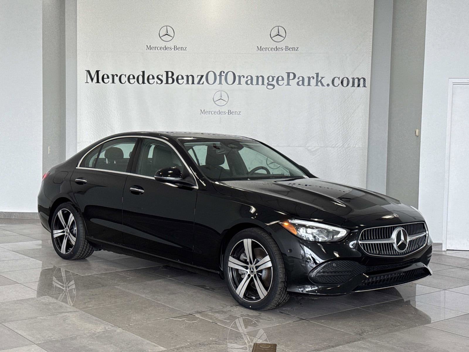 2025 Mercedes-Benz C-Class Sedan C 300's photo