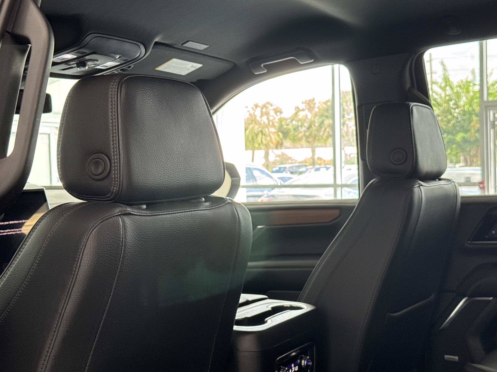 2025 GMC Yukon Denali - Photo 7