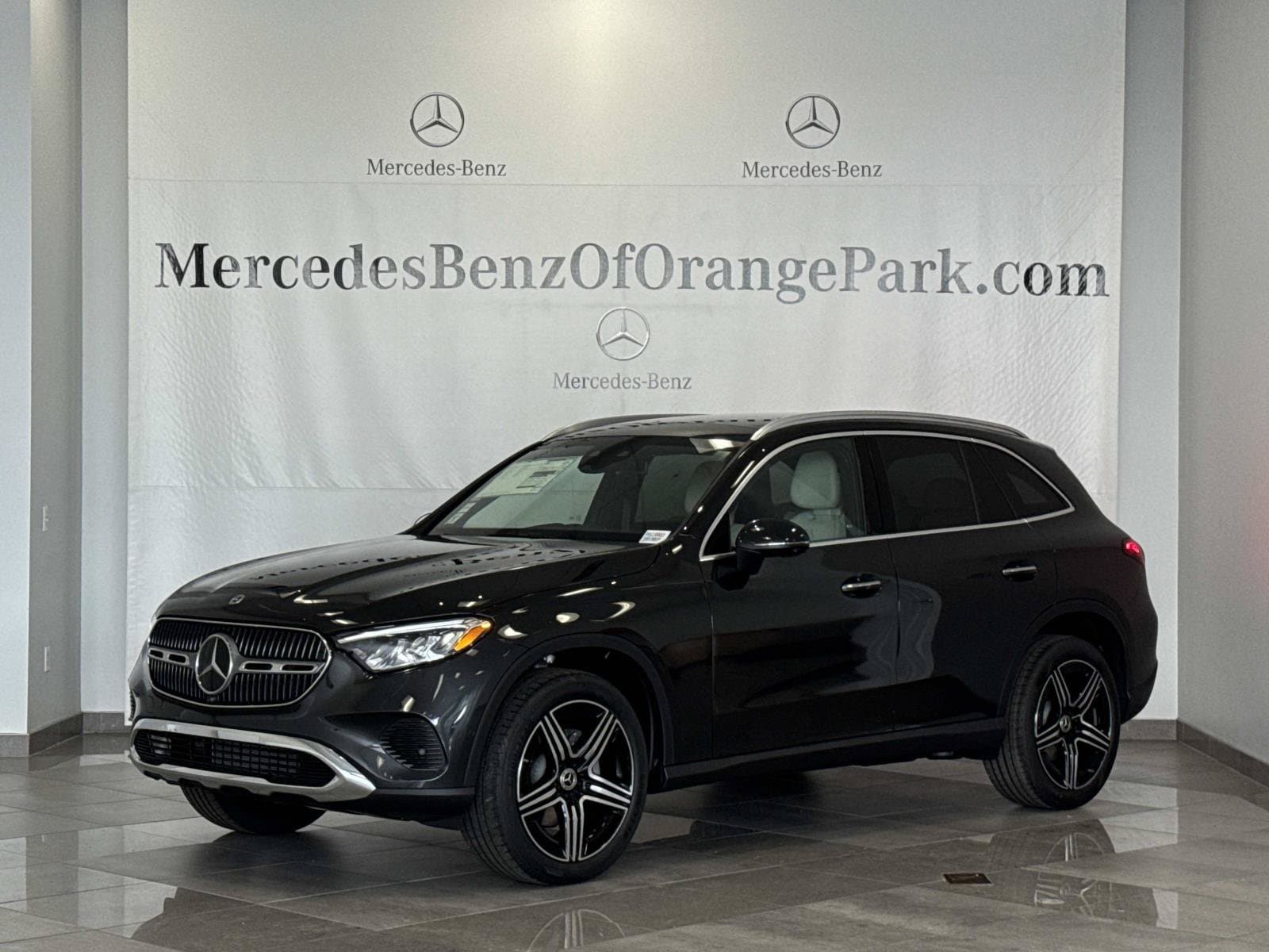 2027 Mercedes-Benz GLC