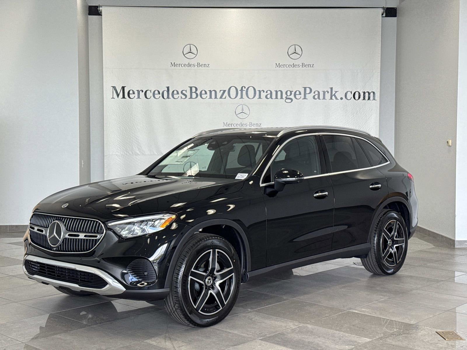 2026 Mercedes-Benz GLC Base's photo