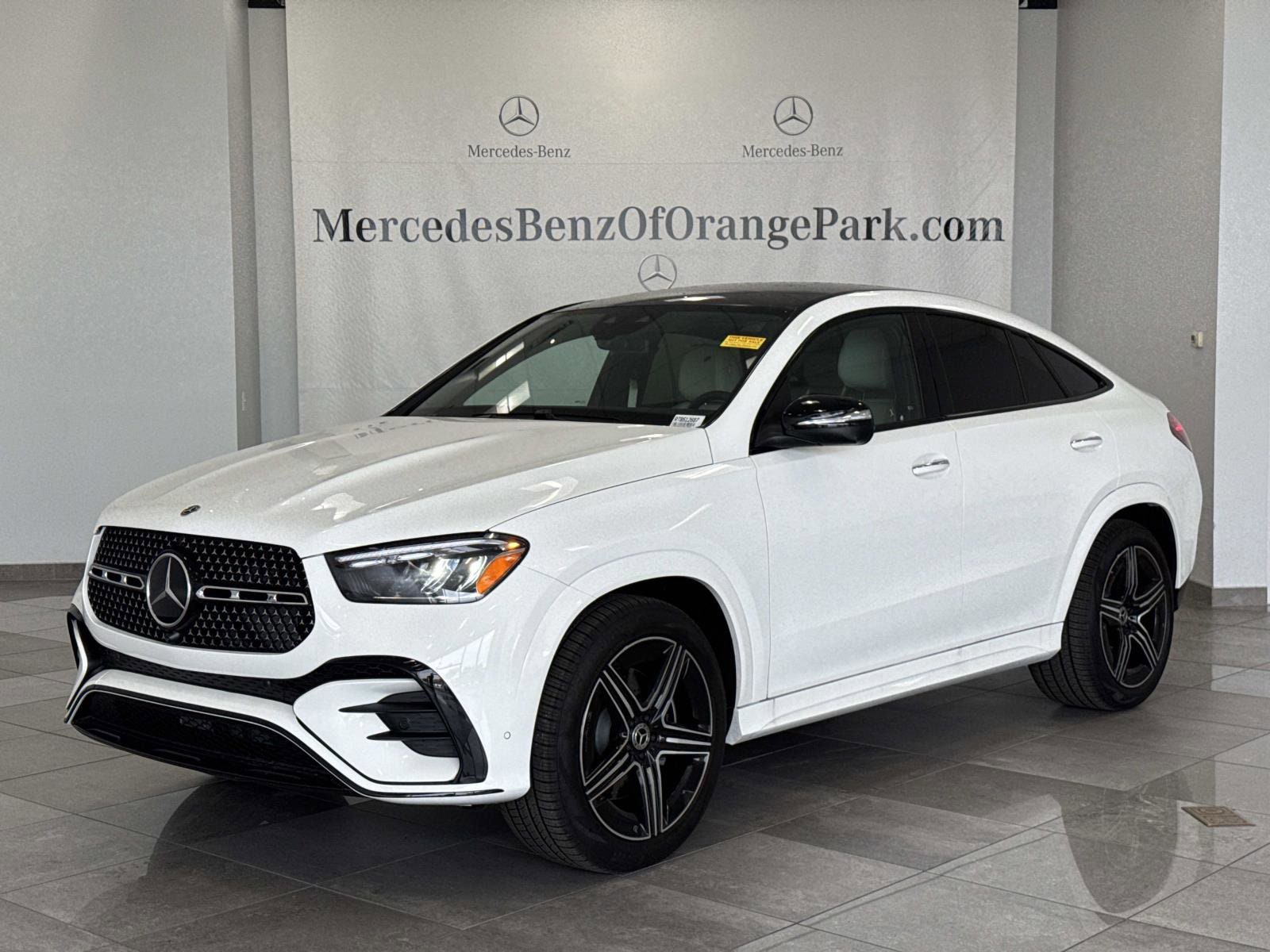 2026 Mercedes-Benz GLE Coupe GLE450's photo