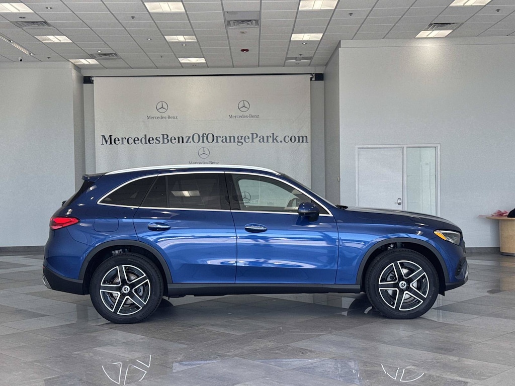 New 2026 Mercedes-Benz GLC 300 SUV