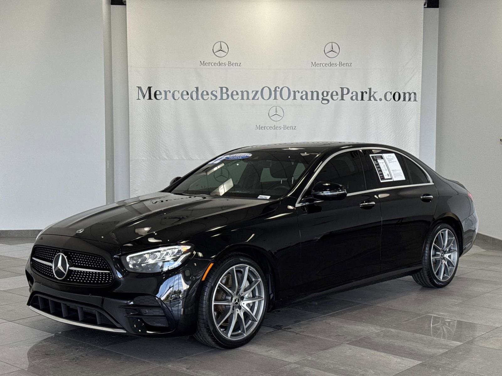 2022 Mercedes-Benz E-Class E350's photo