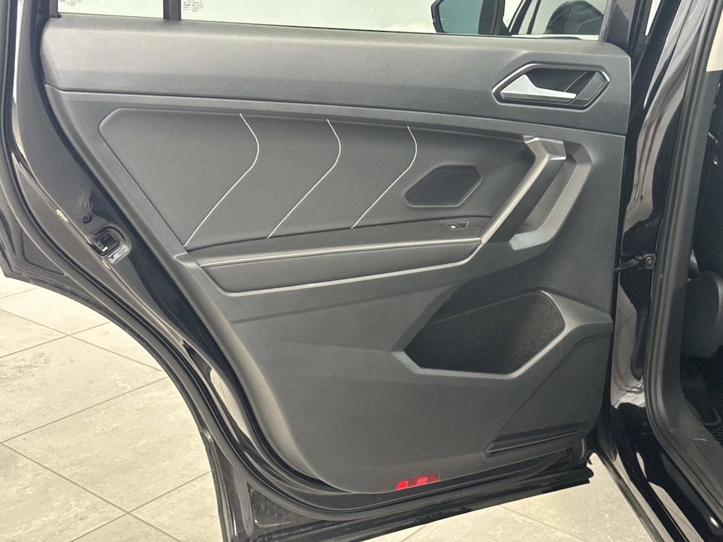 Used 2022 Volkswagen Tiguan 2.0T SE SUV