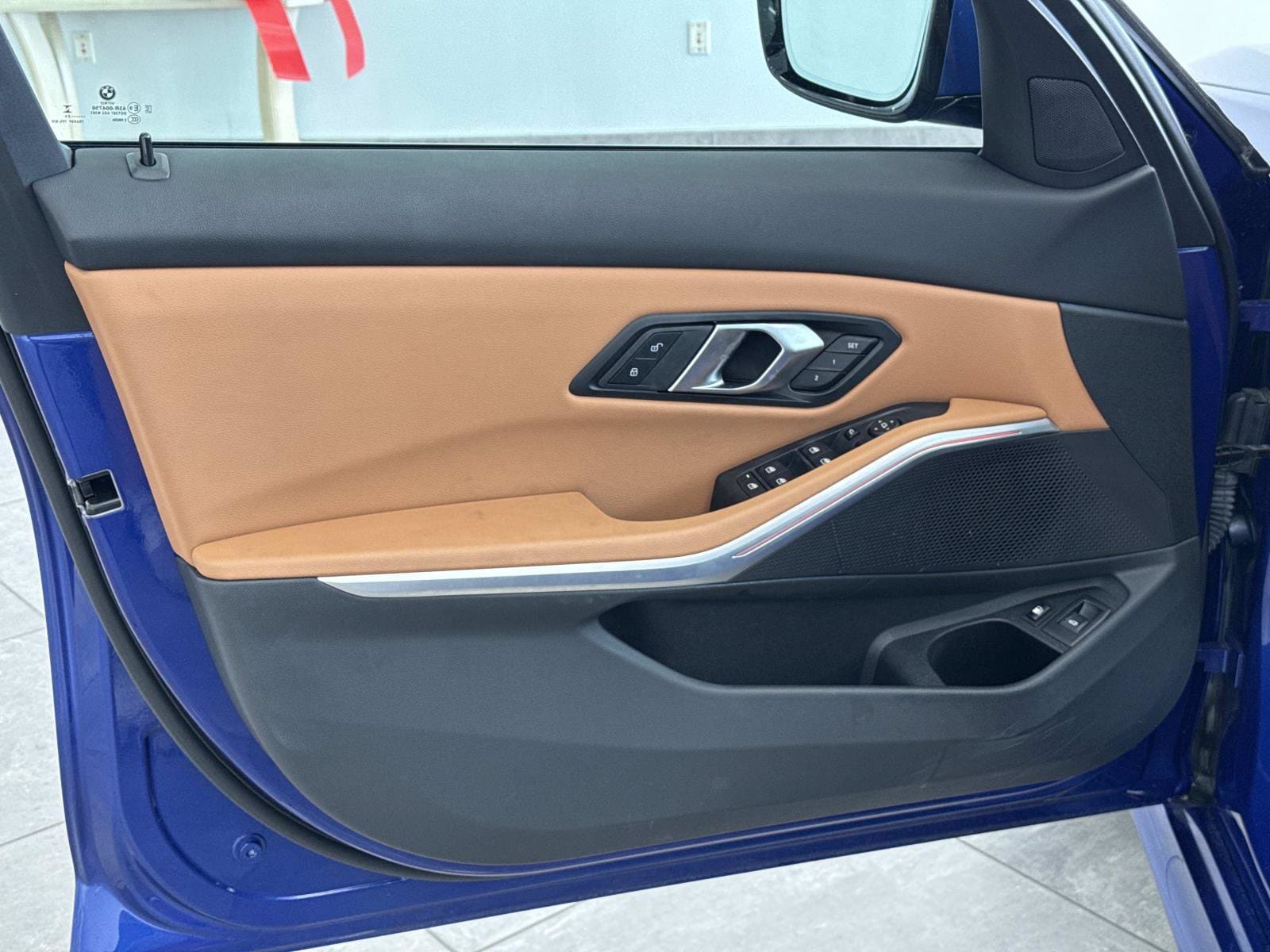 2024 BMW 3 Series 330e - Photo 10
