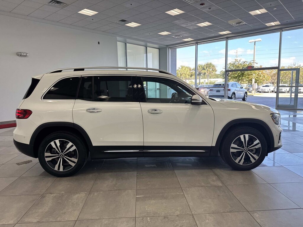 New 2025 Mercedes-Benz GLB 250 SUV