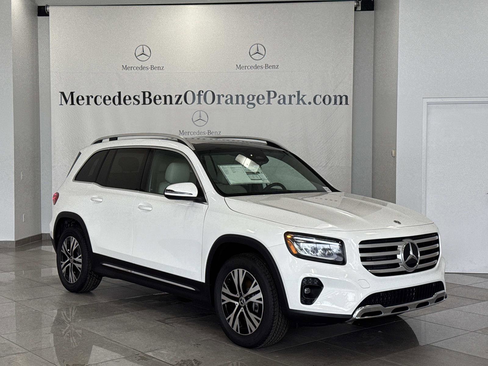 2026 Mercedes-Benz GLB GLB 250's photo