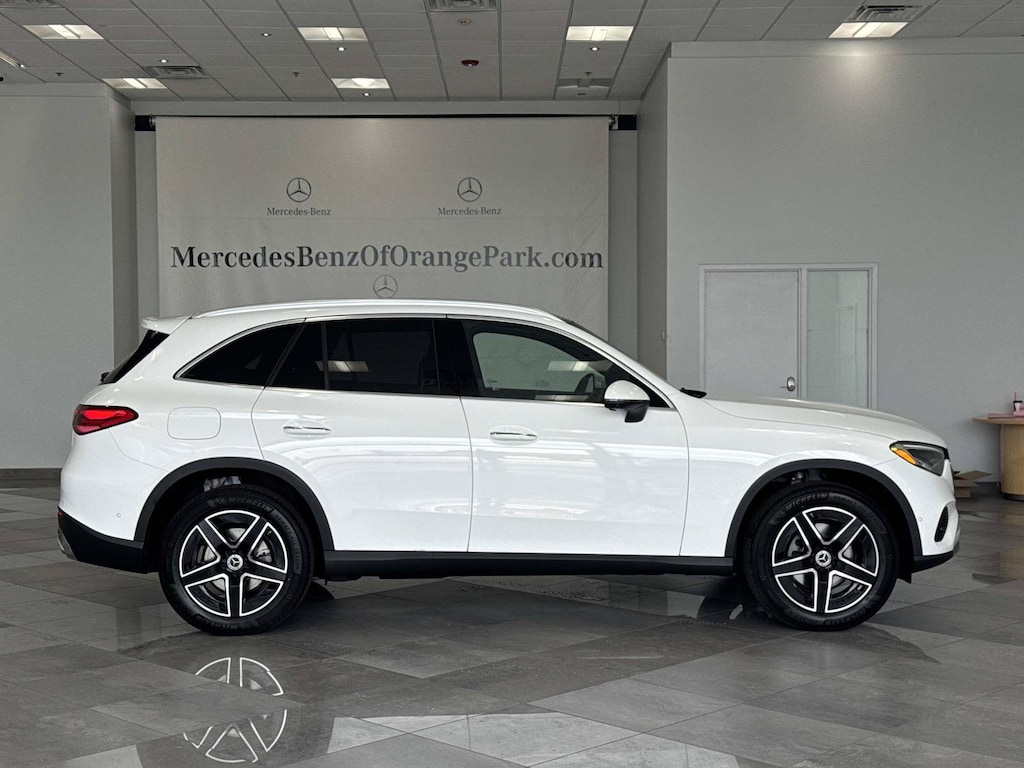 New 2026 Mercedes-Benz GLC 300 SUV
