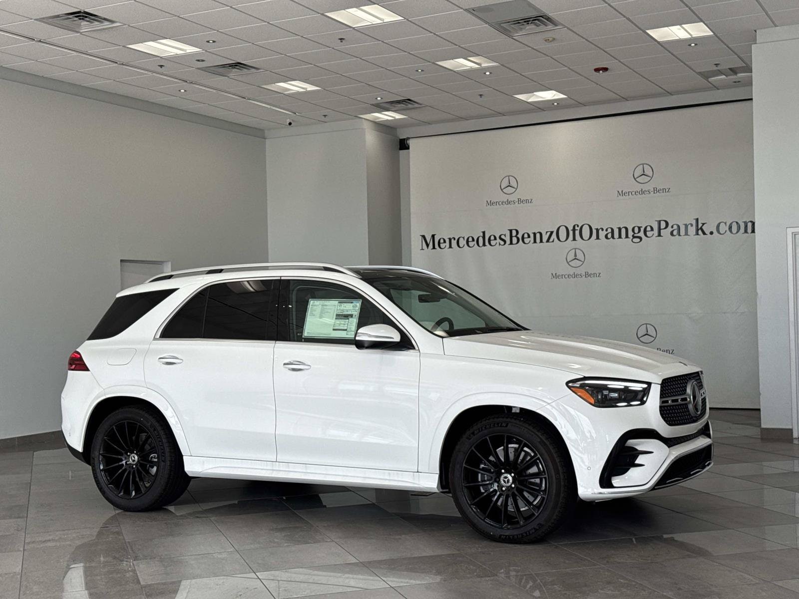2026 Mercedes-Benz GLE GLE450 - Photo 2