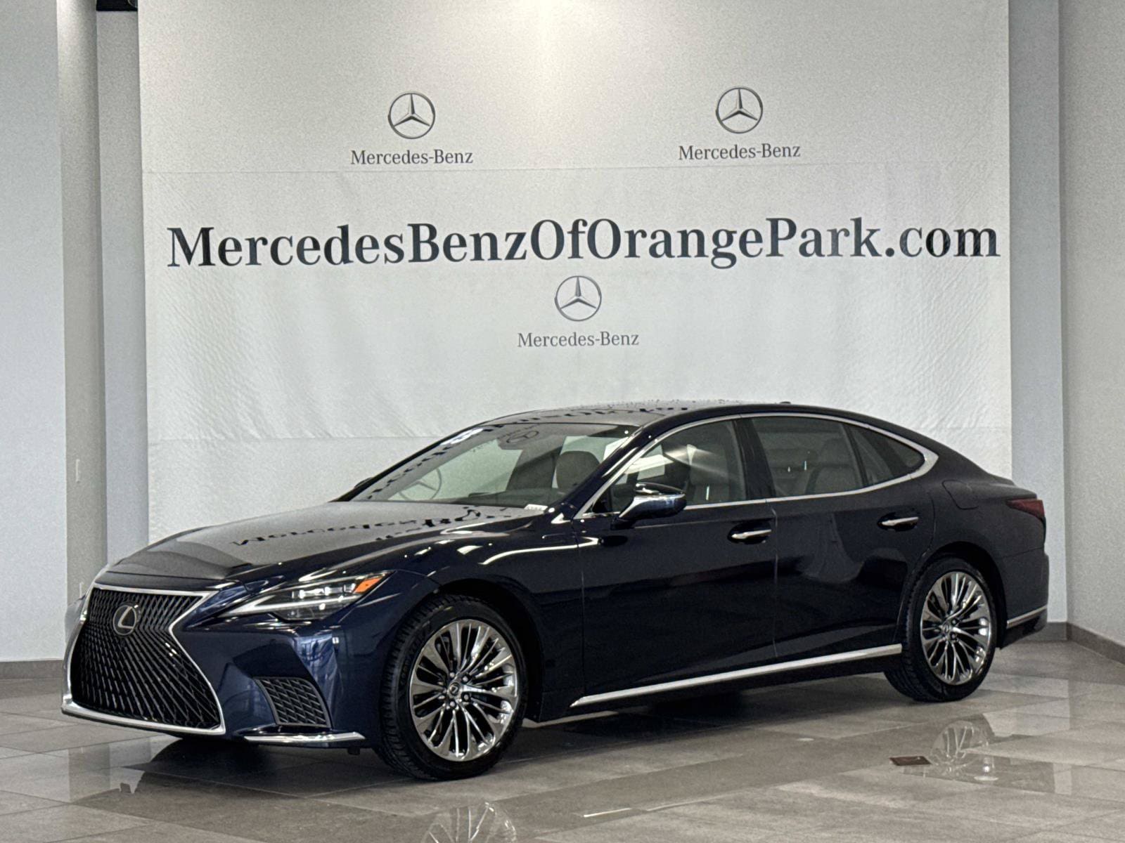 2023 Lexus LS