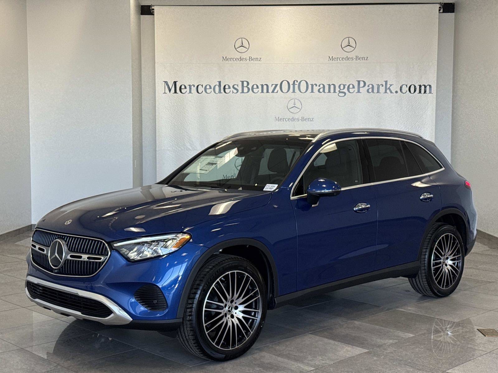 2026 Mercedes-Benz GLC Base